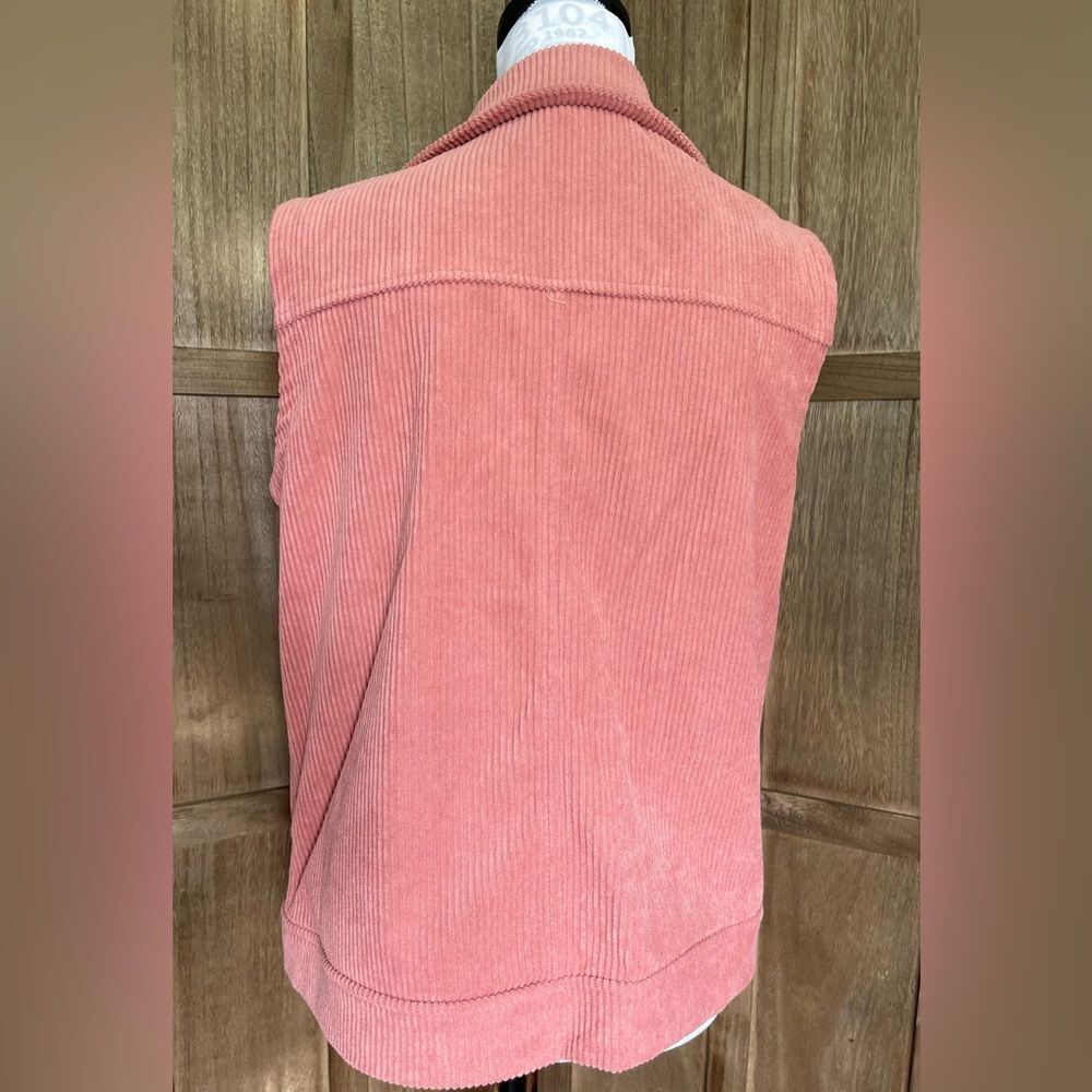 EUC.  Emery Rose Dusty Rose Corduroy Vest with pockets. - Picture 2 of 6